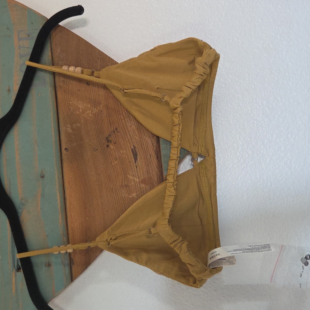 Embroidered Triangle Bralette - Picture 5 of 6